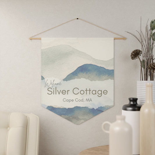 Welcome Banner with the Name and location of your Airbnb to welcome your guests